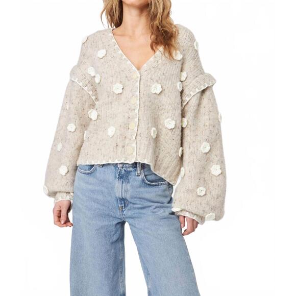 NEW JOHN + JENN marco floral sweater in tundra flowers